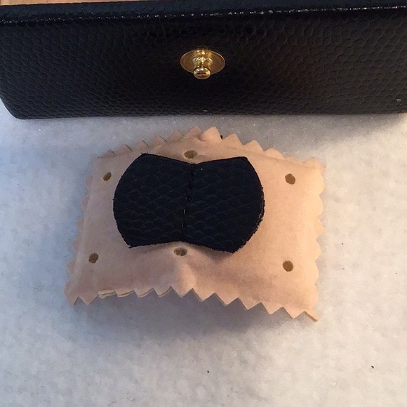 Jewelry box - Picture 2 of 5